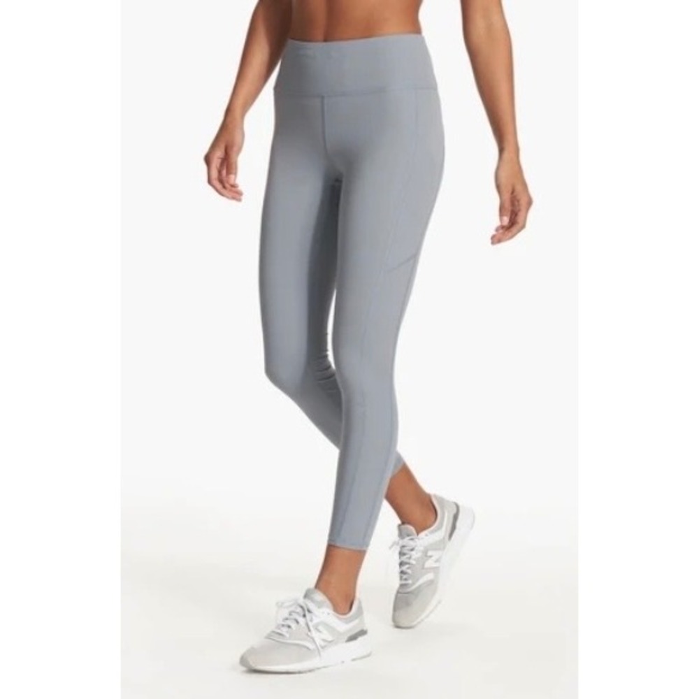 Vuori Stride Leggings Light Grey High Waisted Activewear Pants Womens Medium